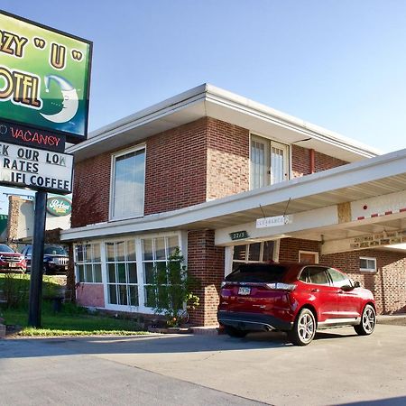 Lazy U Motel مدينة رابيد المظهر الخارجي الصورة