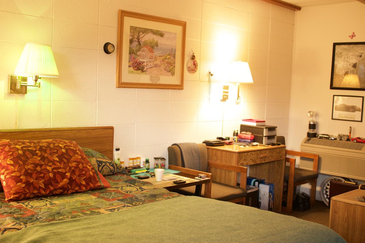 Lazy U Motel مدينة رابيد المظهر الخارجي الصورة