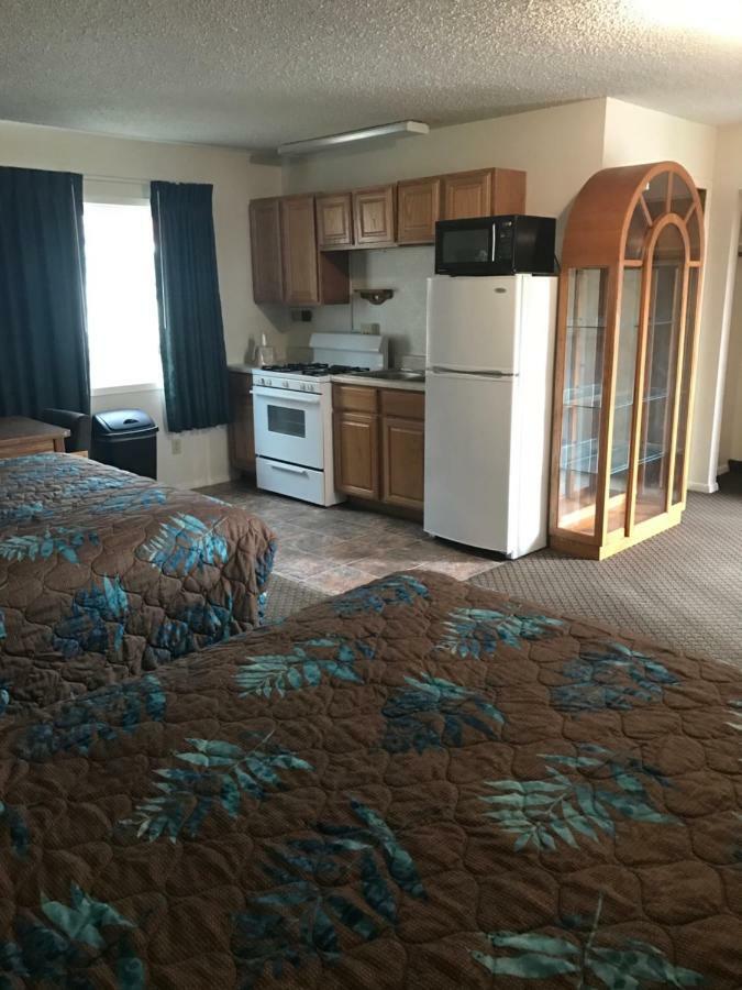 Lazy U Motel مدينة رابيد المظهر الخارجي الصورة